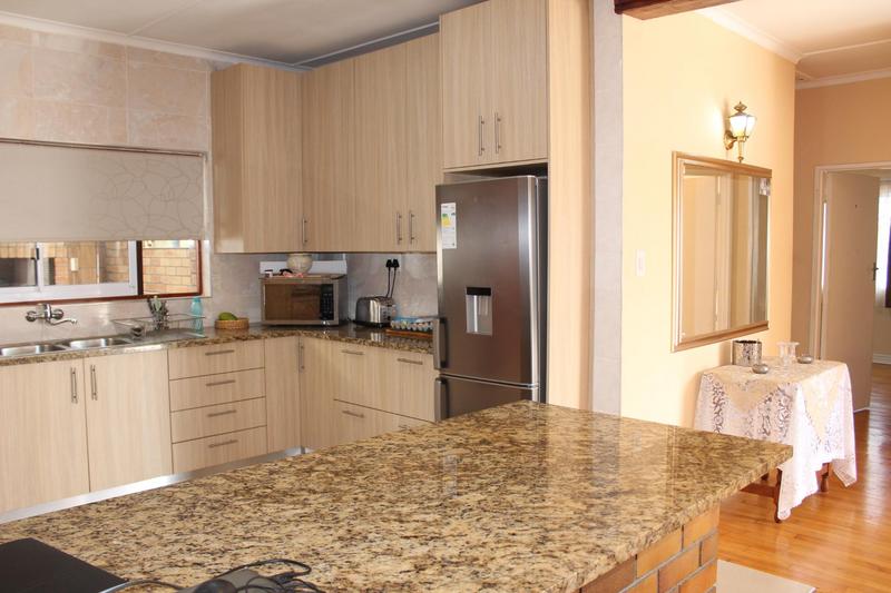 5 Bedroom Property for Sale in Churchill Estate Western Cape